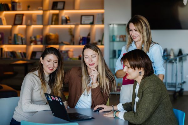 колеги подбор